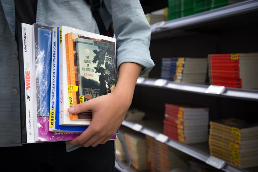 ANH-TRAM BUI / AGGIE