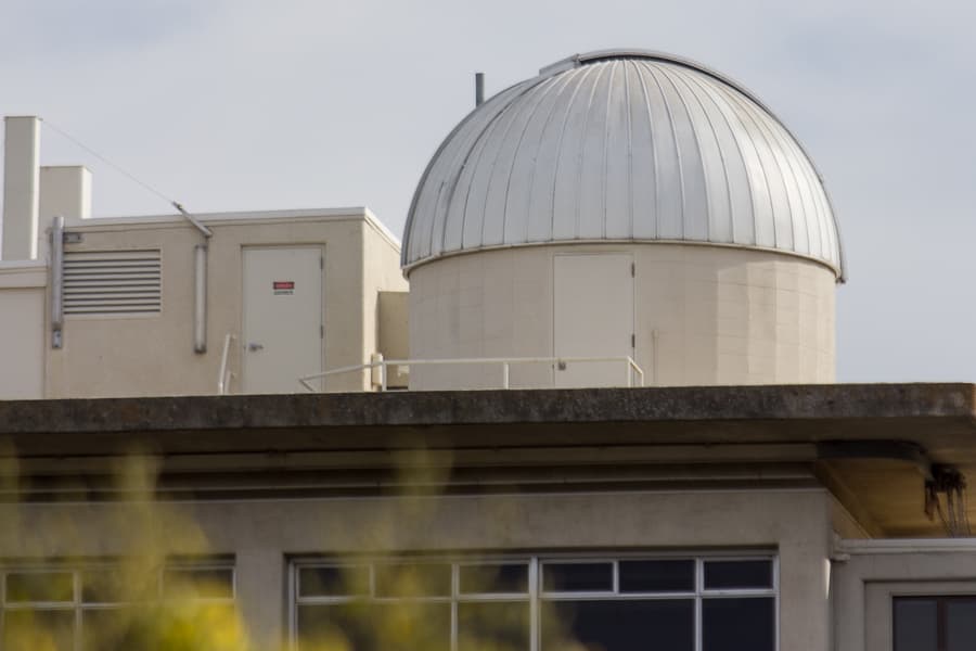 JAY GELVEZON / AGGIE