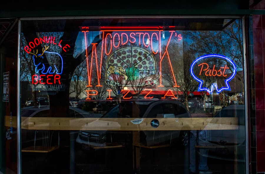 Woodstock's Pizza is one of many Downtown Davis locations that offer birthday giveaways. (LUCY KNOWLES / AGGIE)