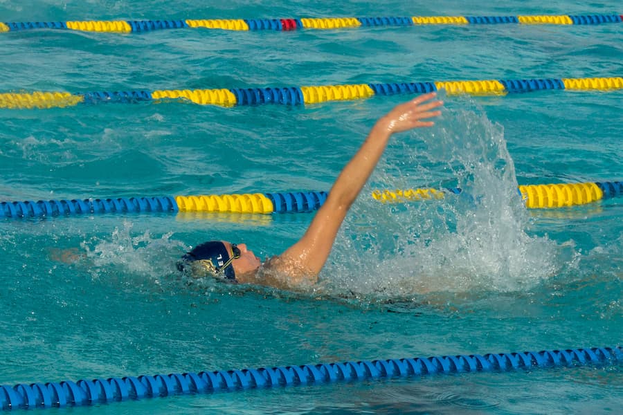 LUCY KNOWLES / AGGIE