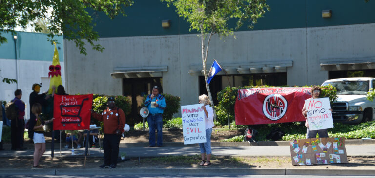 Movement attempts shutdown of Monsanto office in Davis