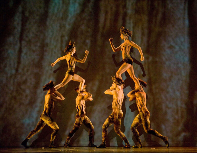 MOMIX presents Botanica