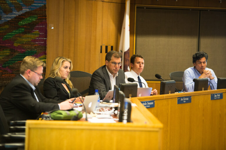 City manager updates City Council on budget deficit