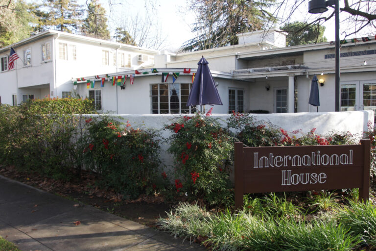 Progressive Business Exchange hosts keynote speaker council member Brett Lee