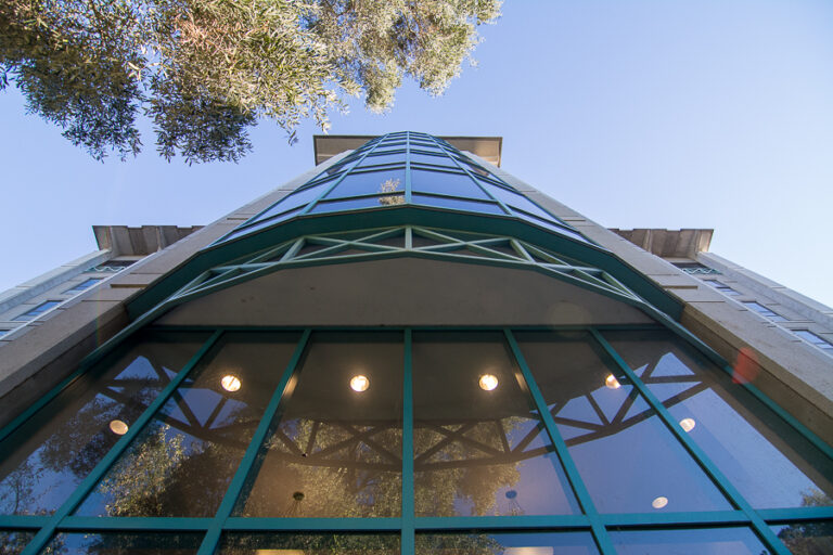 HUMOR: School to build one big, really tall building to save space for farmland