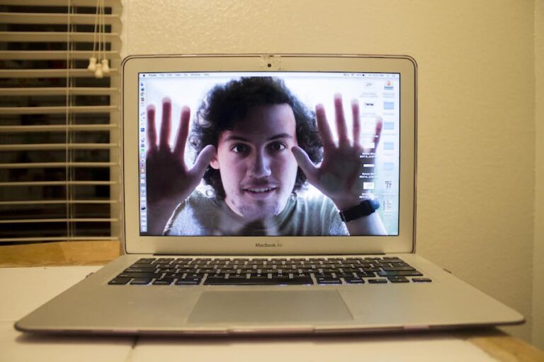 Humor: 7 ways to say “Help, I can only speak in listicles”