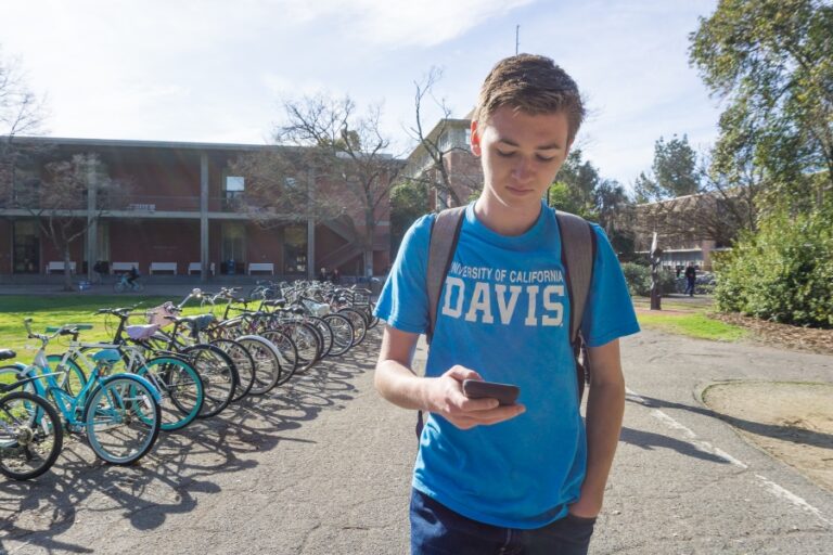 Social media’s affect on students