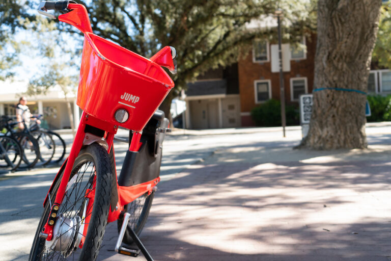 Students JUMP on opportunities for inexpensive, bike share riding