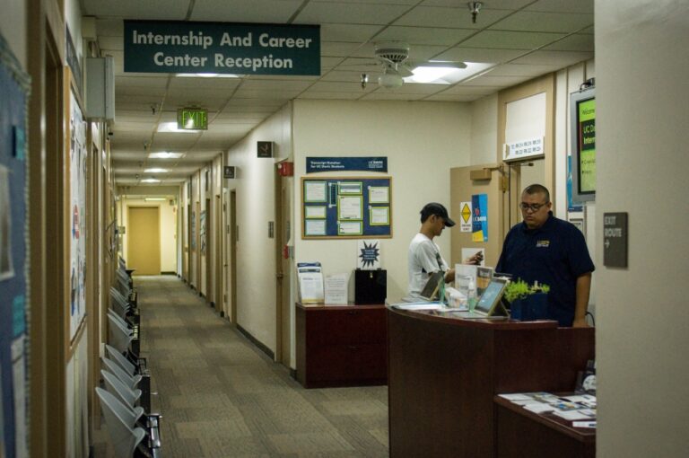 Aggie Job Link shuts down, university transitions to Handshake