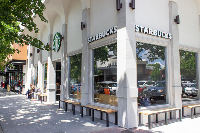 New Starbucks opens on F Street across from previous location