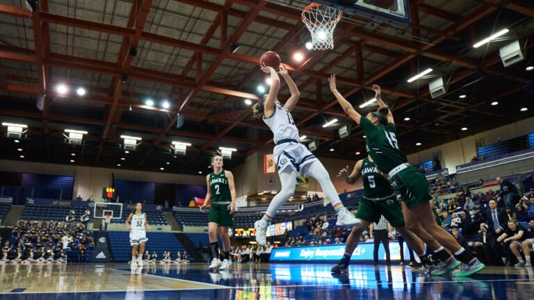 Women’s basketball team continues home court dominance
