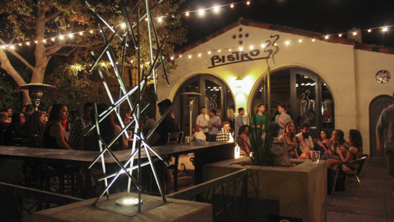 Best Place to Meet Singles: The Bars