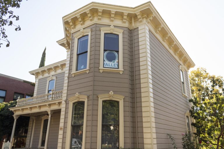 Valley Clean Energy donates to Yolo Food Bank, ensures continued supply of cleaner energy during pandemic