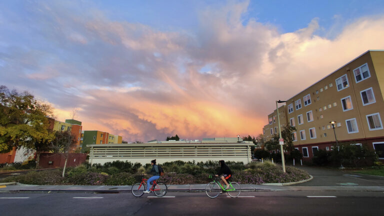 Eighty-five percent of residence hall students cancel Spring Quarter contracts, remaining residents relocated