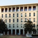 Mrak Hall during Fall Quarter 2020. (Quinn Spooner / Aggie)