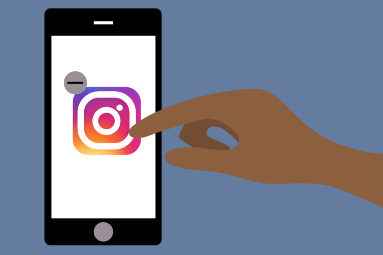 Students provide reasons for their recent decision to delete social media