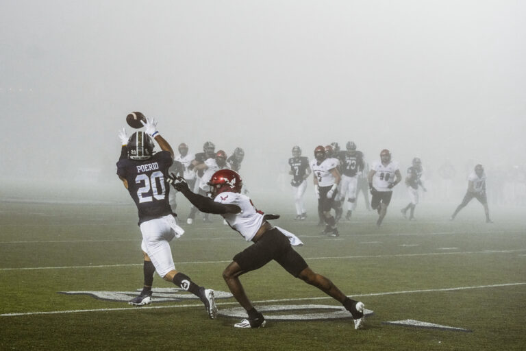 Declining number of annual tule fog days linked to emission trends