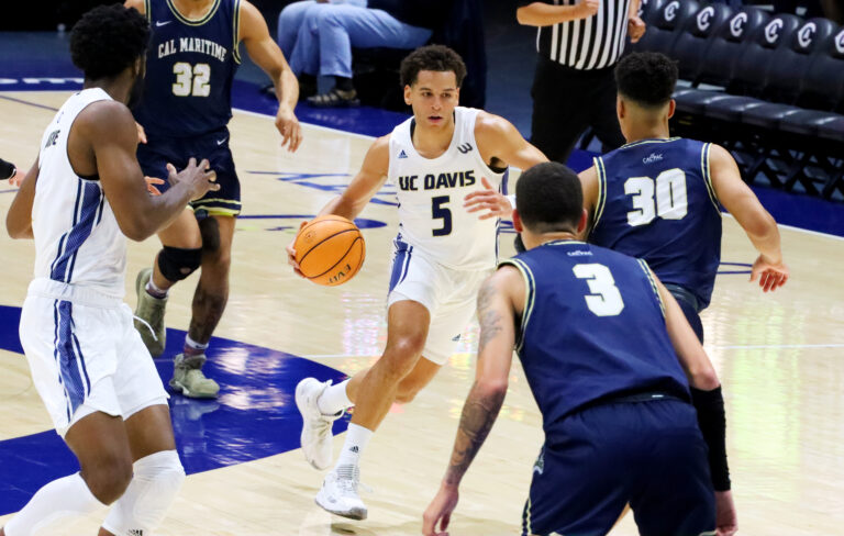 UC Davis men’s basketball cruises past Cal Maritime in home opener