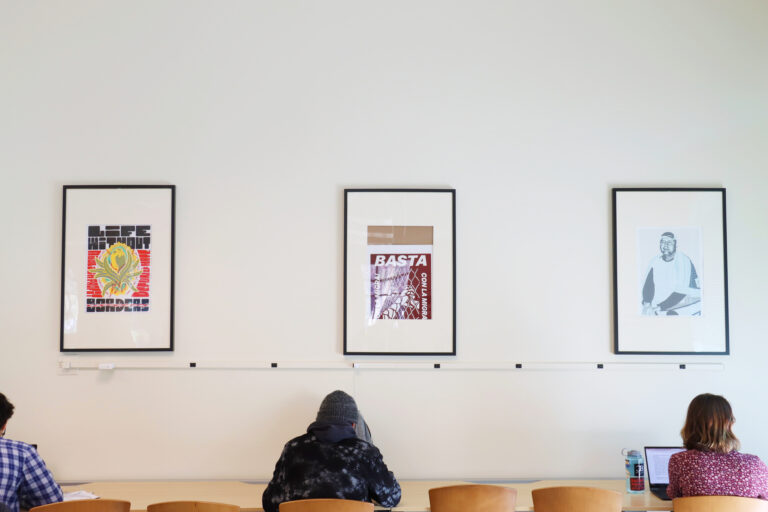 Iniciativa del campus Taller Arte del Nuevo Amanecer alienta el empoderamiento de la comunidad Chicanx y Latinx a través de la expresión artística