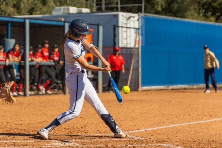 Despite late rally, UC Davis falls to UC Berkeley in extra innings