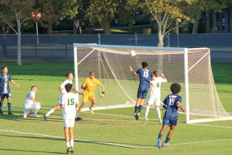 UC Davis men’s soccer team finishes season out strong, makes it to finals