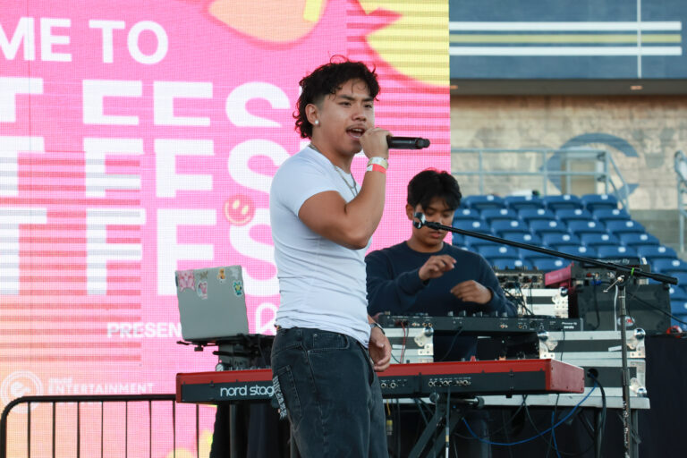 Entertainment Council hosts Sunset Fest 2025