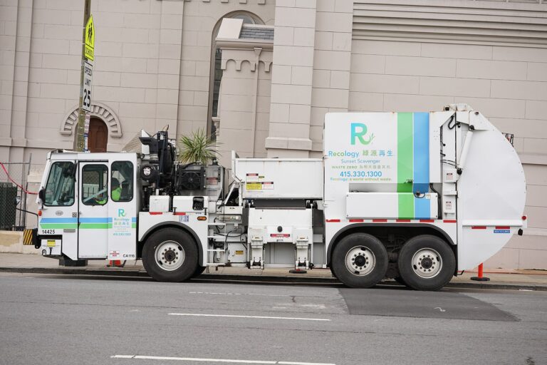 Recology extends yard waste pickup after heavy leaf drop delays collection